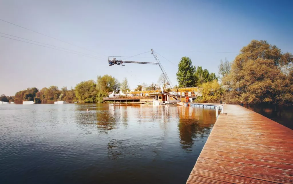 Posizione per il wakeboard