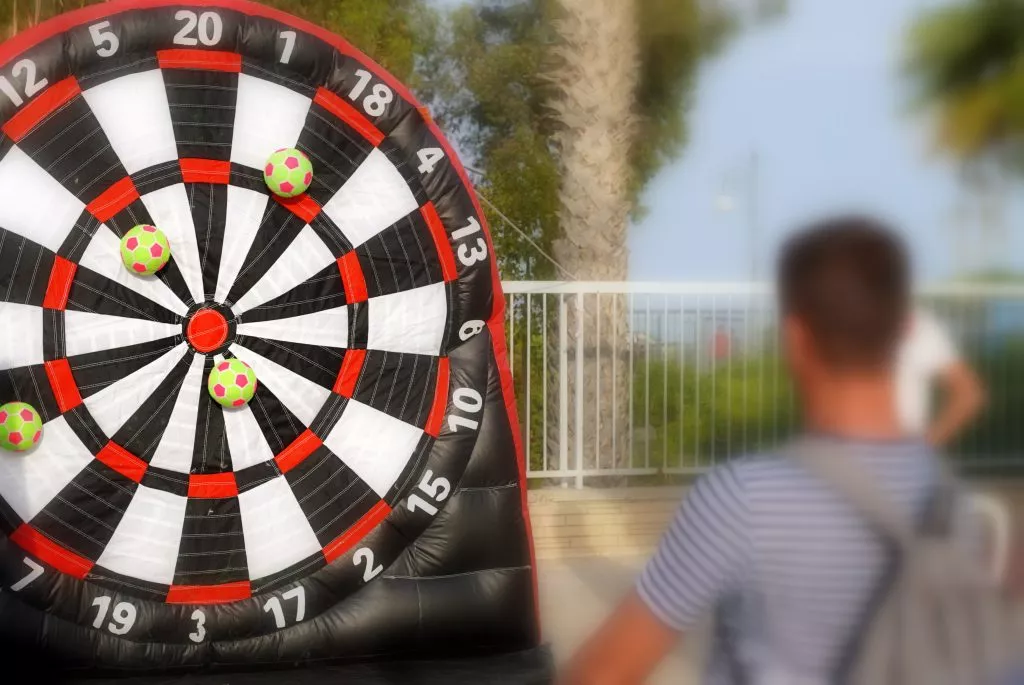 олень на дарт фудбол